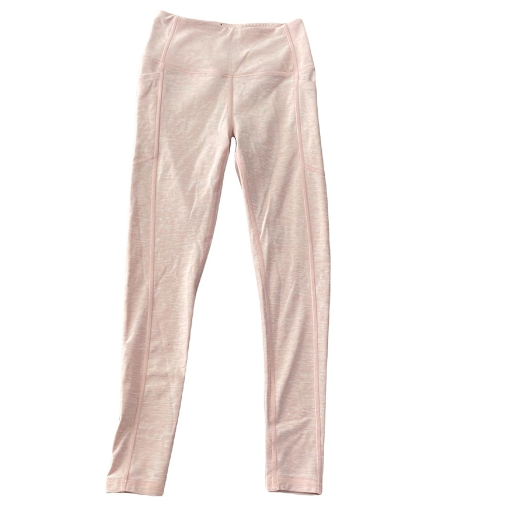 Victoria’s Secret Leggings. Size-2 (Color-Salmon) (NWOT)